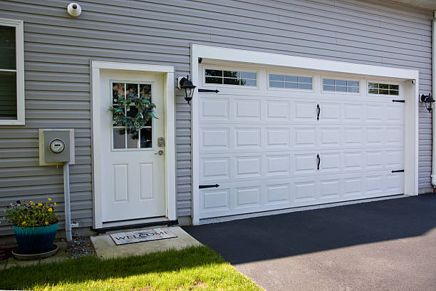 24/7 Emergency Garage Door Panel Replacement experts in Bakerstown, PA